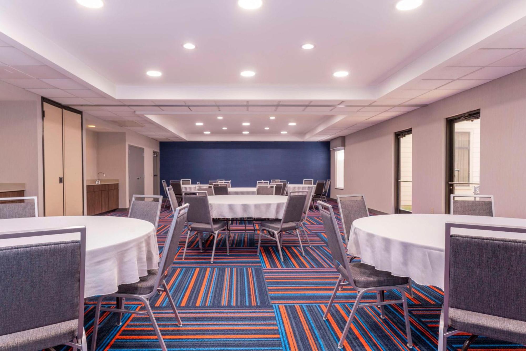 Hampton Inn & Suites St. Louis-Chesterfield Court House Buitenkant foto