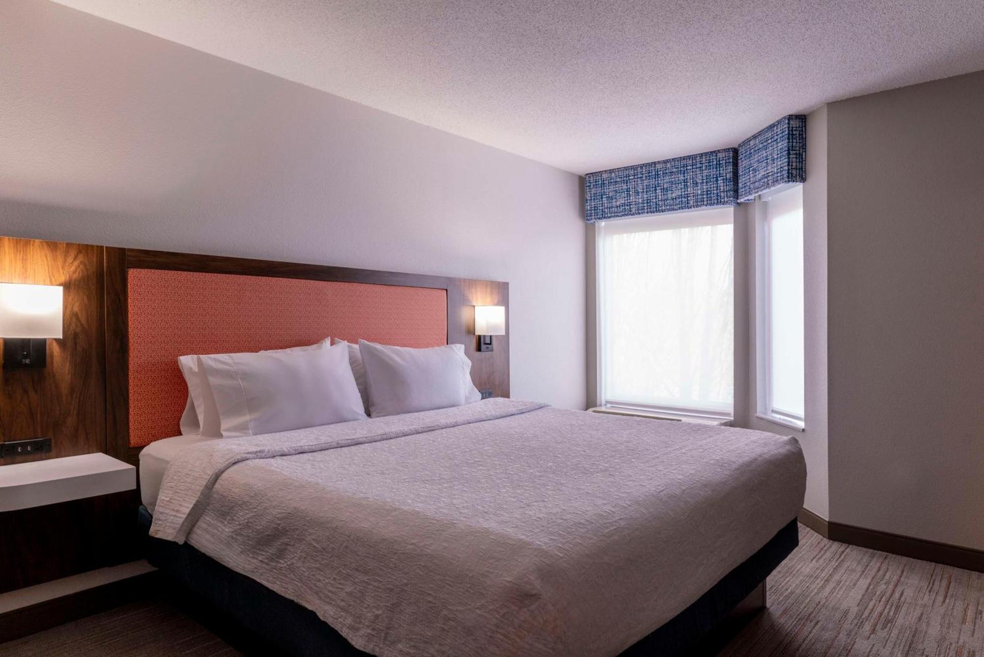 Hampton Inn & Suites St. Louis-Chesterfield Court House Buitenkant foto