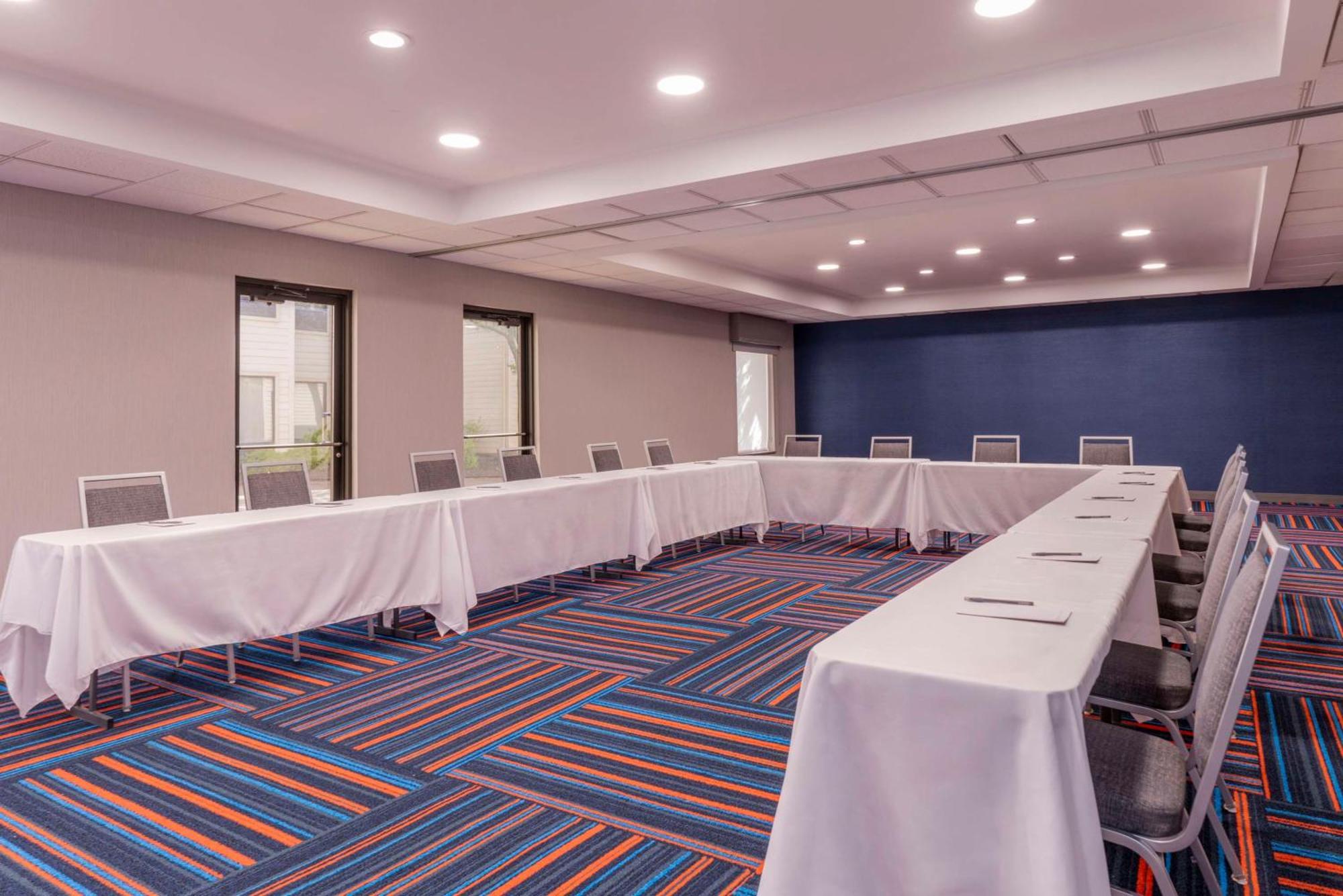 Hampton Inn & Suites St. Louis-Chesterfield Court House Buitenkant foto