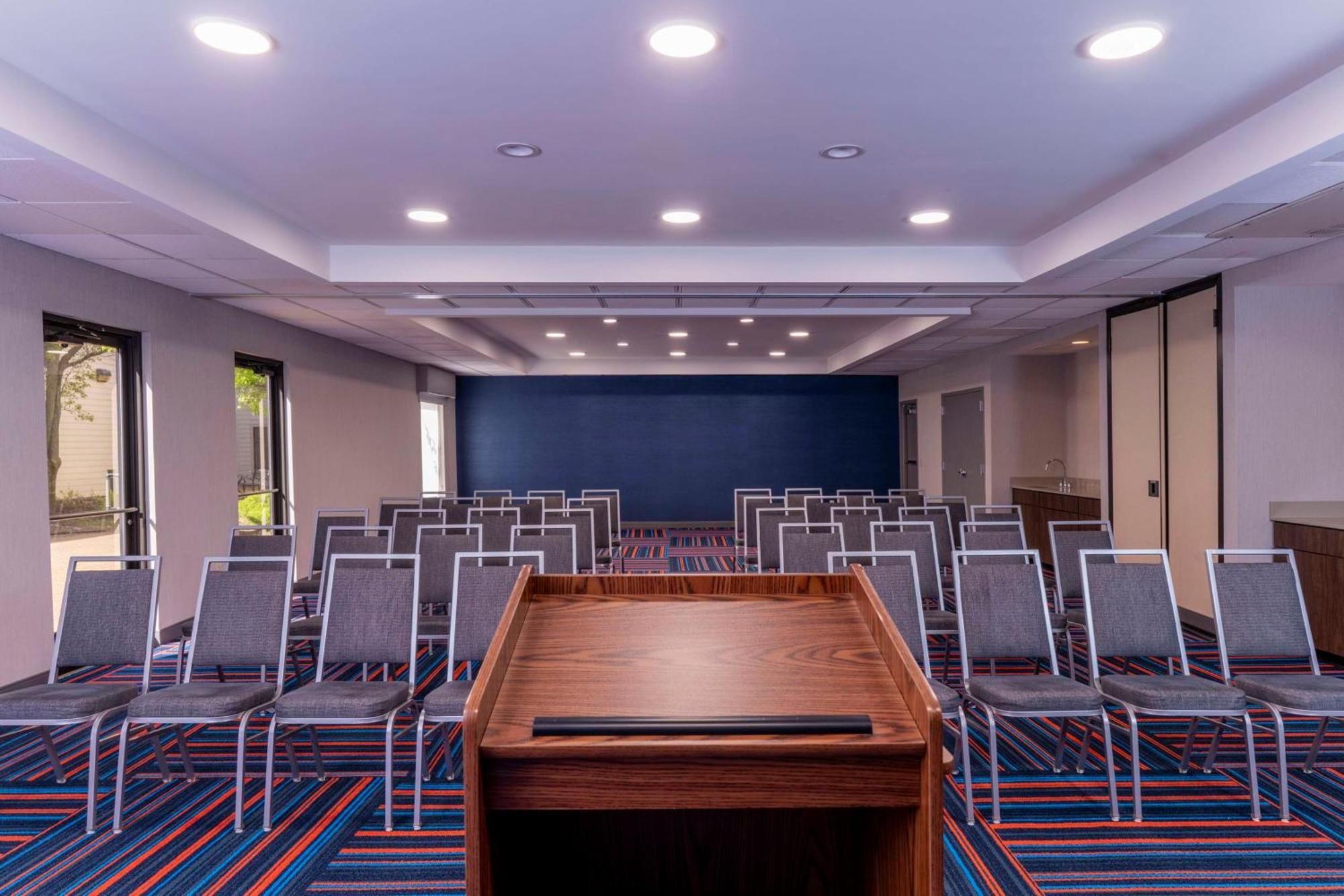 Hampton Inn & Suites St. Louis-Chesterfield Court House Buitenkant foto