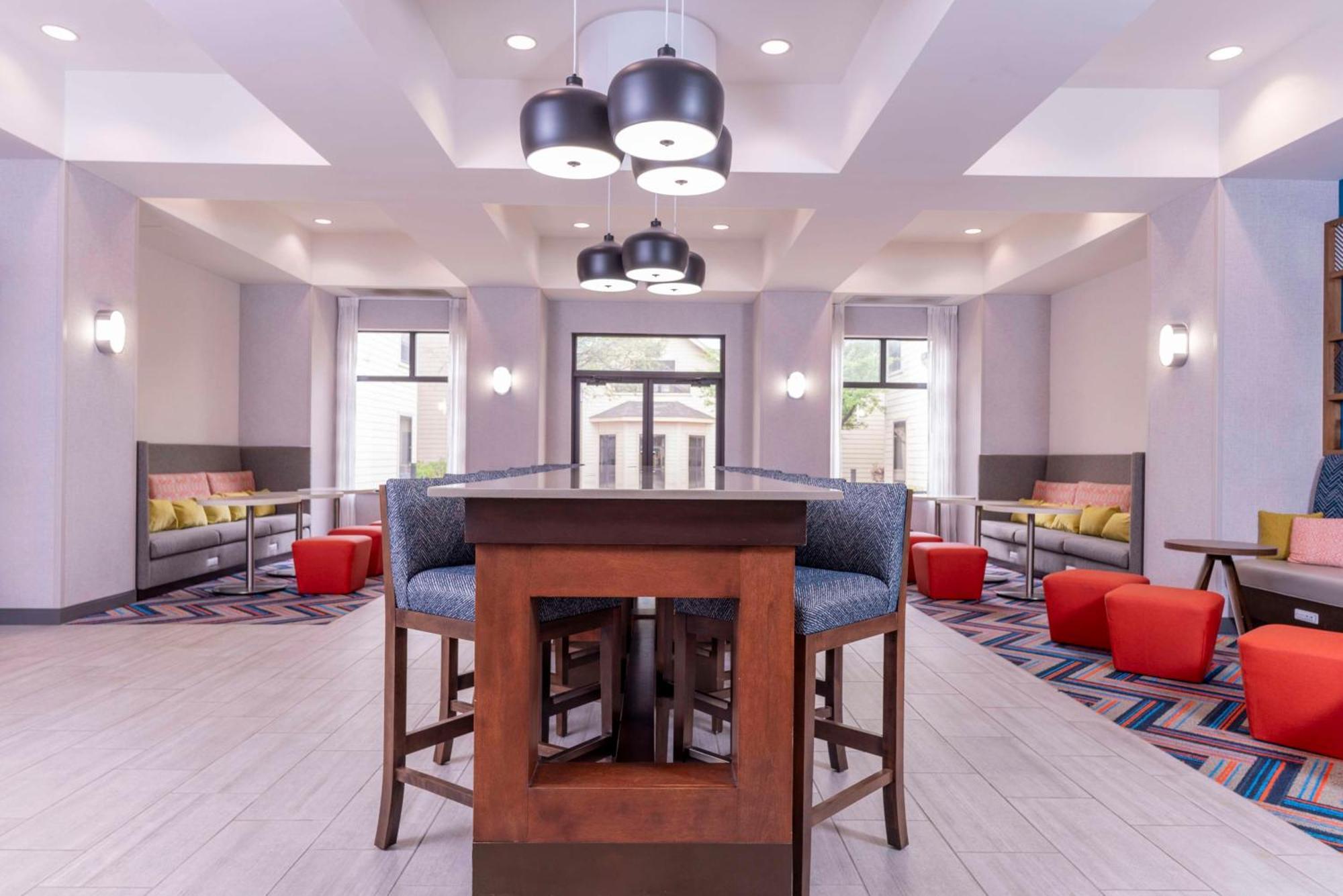 Hampton Inn & Suites St. Louis-Chesterfield Court House Buitenkant foto